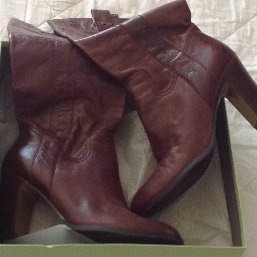 Nicole Miller Boots